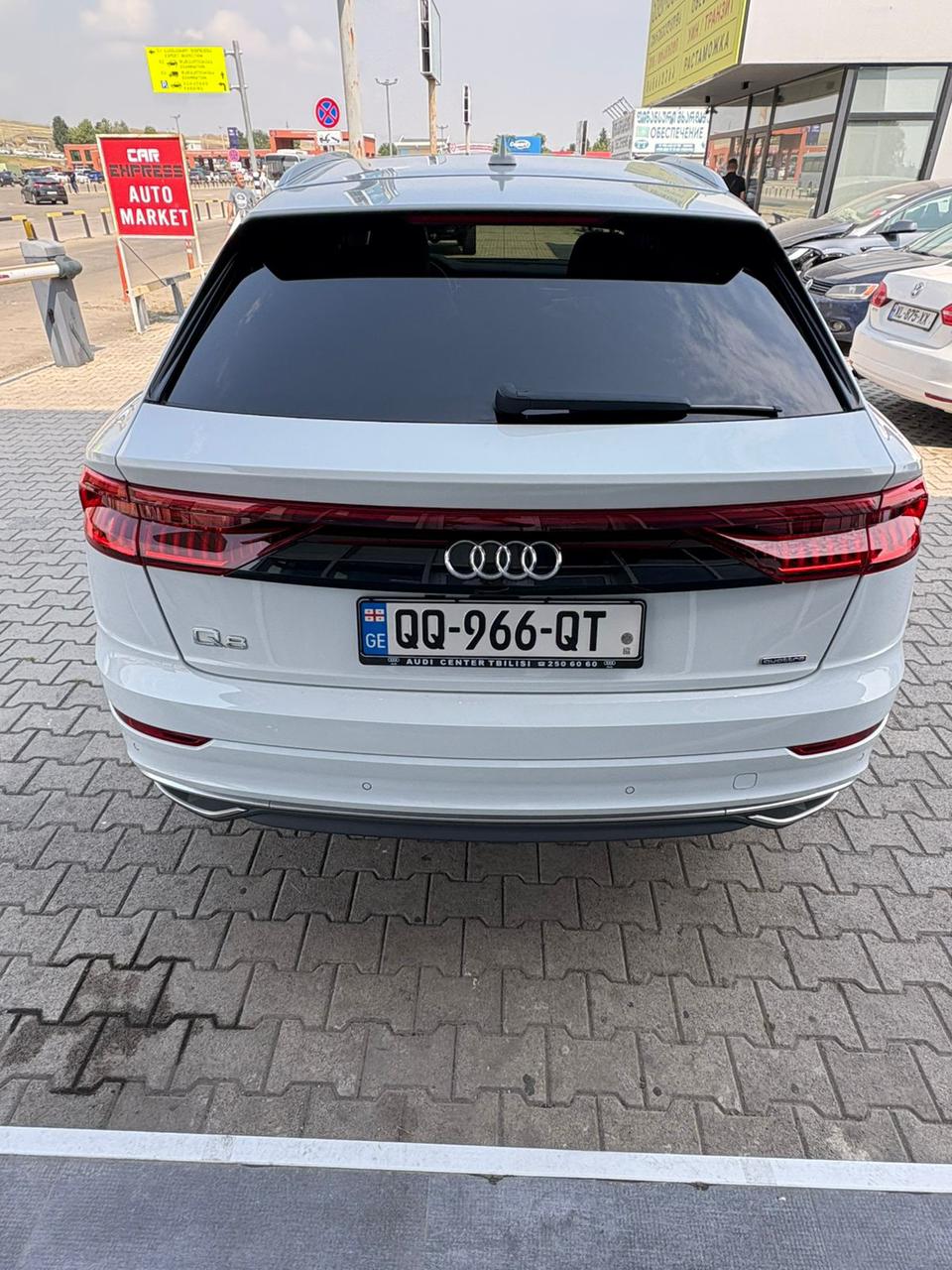 Audi Q8