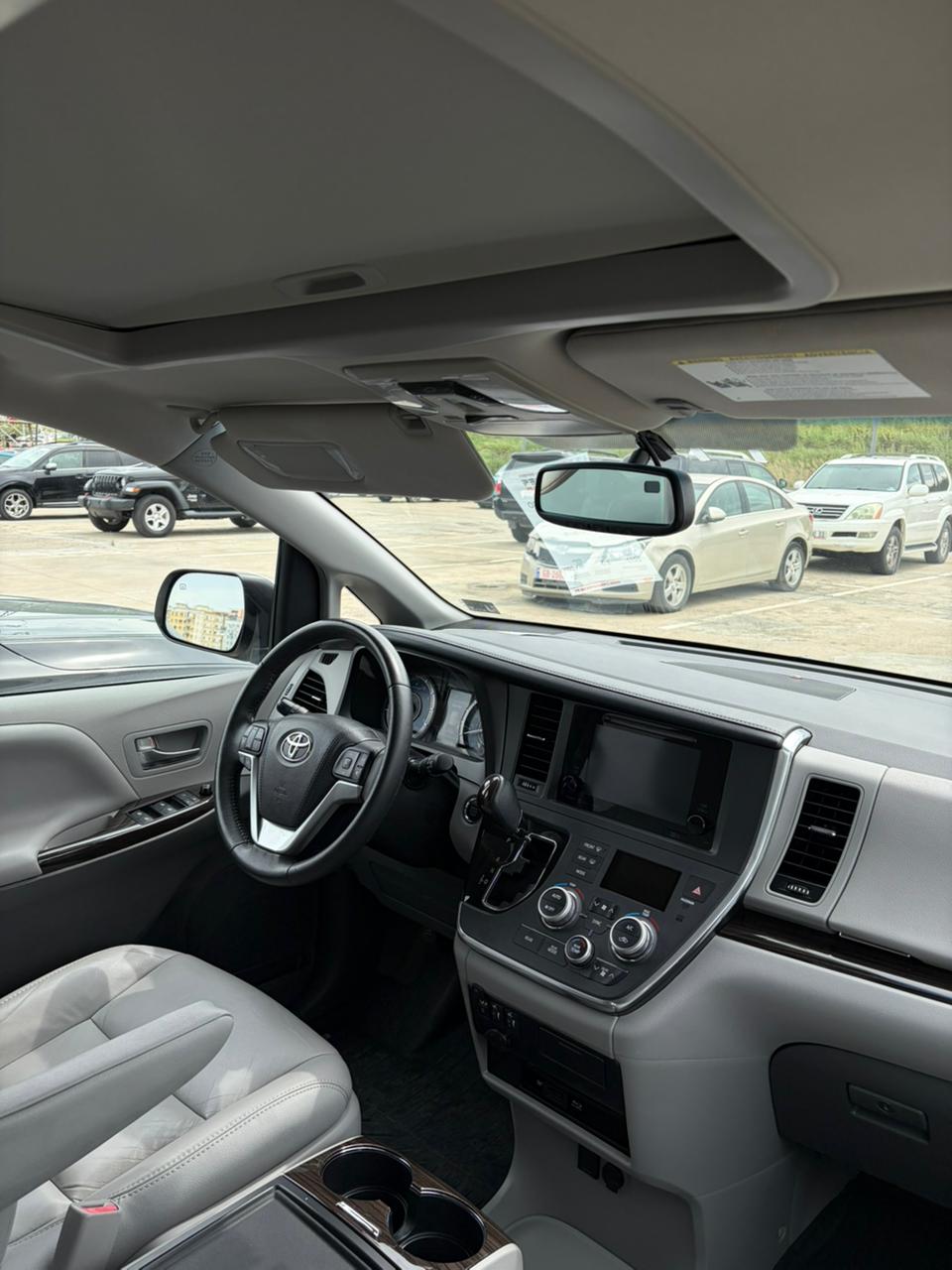 Toyota Sienna