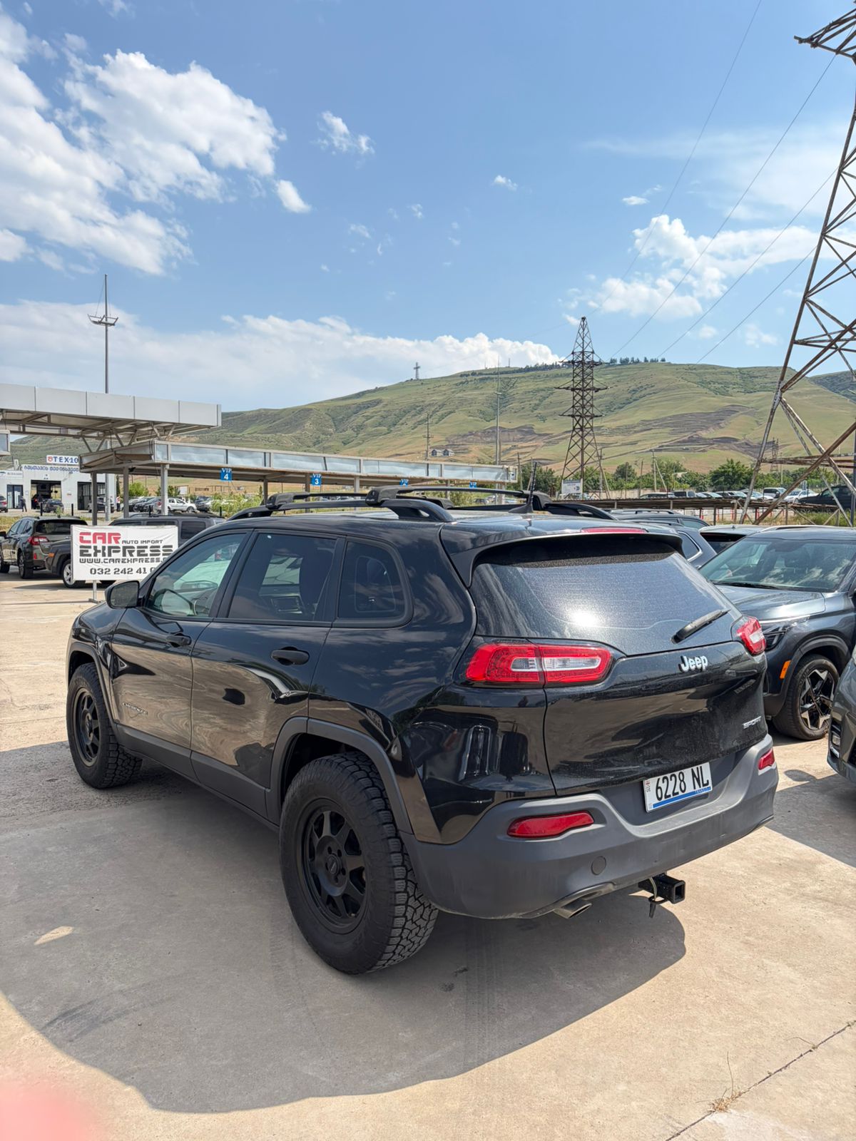 Jeep Cherokee