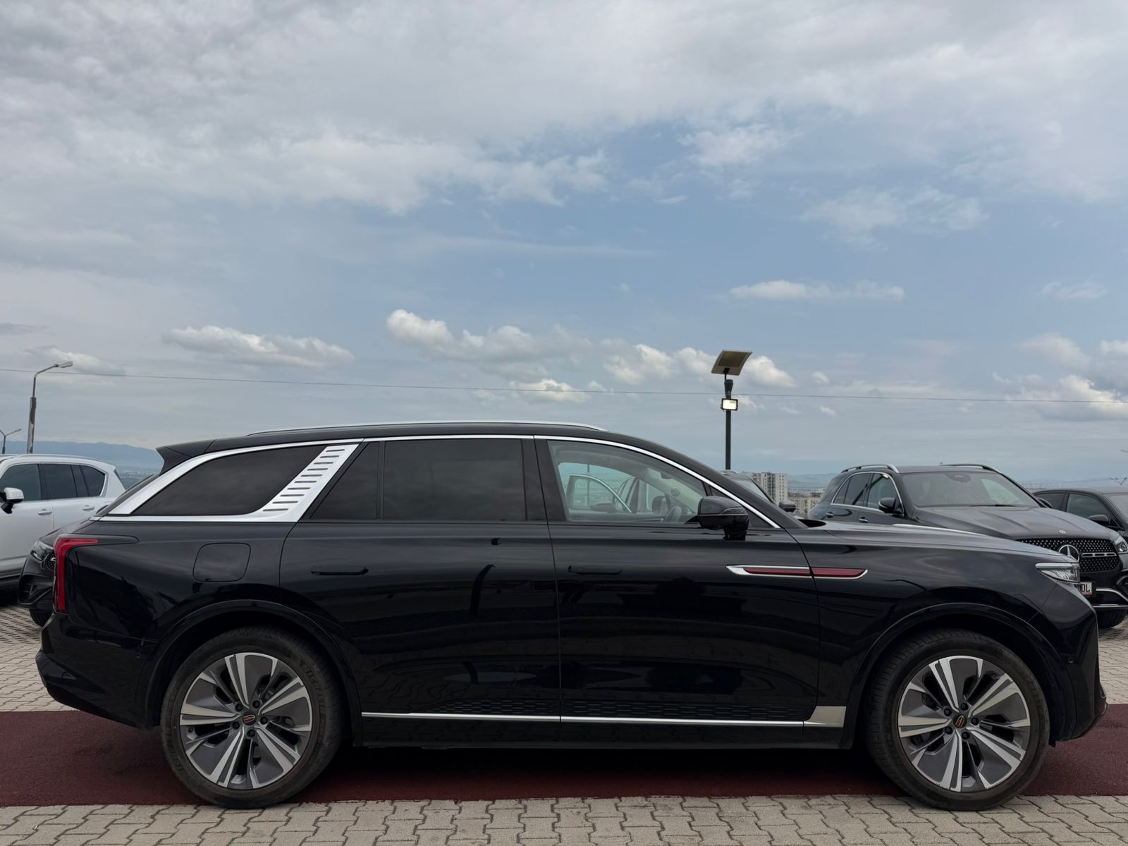 Hongqi E-Hs9 Hongqi E-Hs9