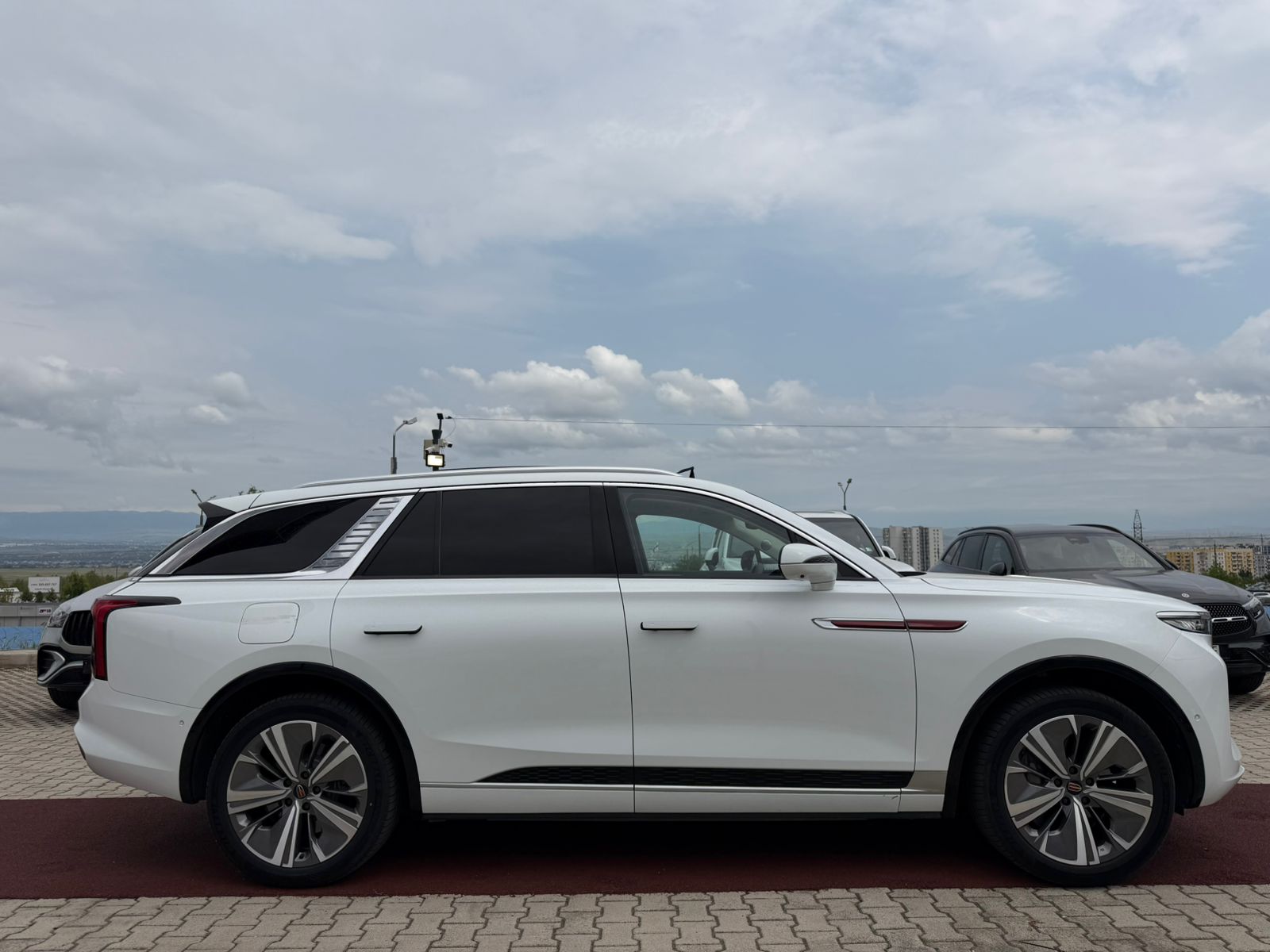 Hongqi E-Hs9 Hongqi E-Hs9