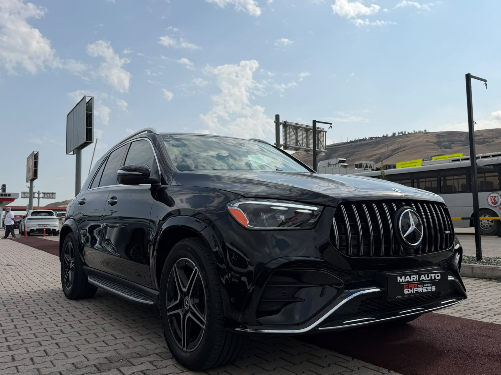 Mercedes-Benz Gle-Class Mercedes-Benz Gle-Class